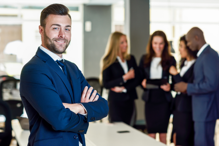 61e5b585acd01b55b3354b04_Great Presentations Make Great Leaders.png